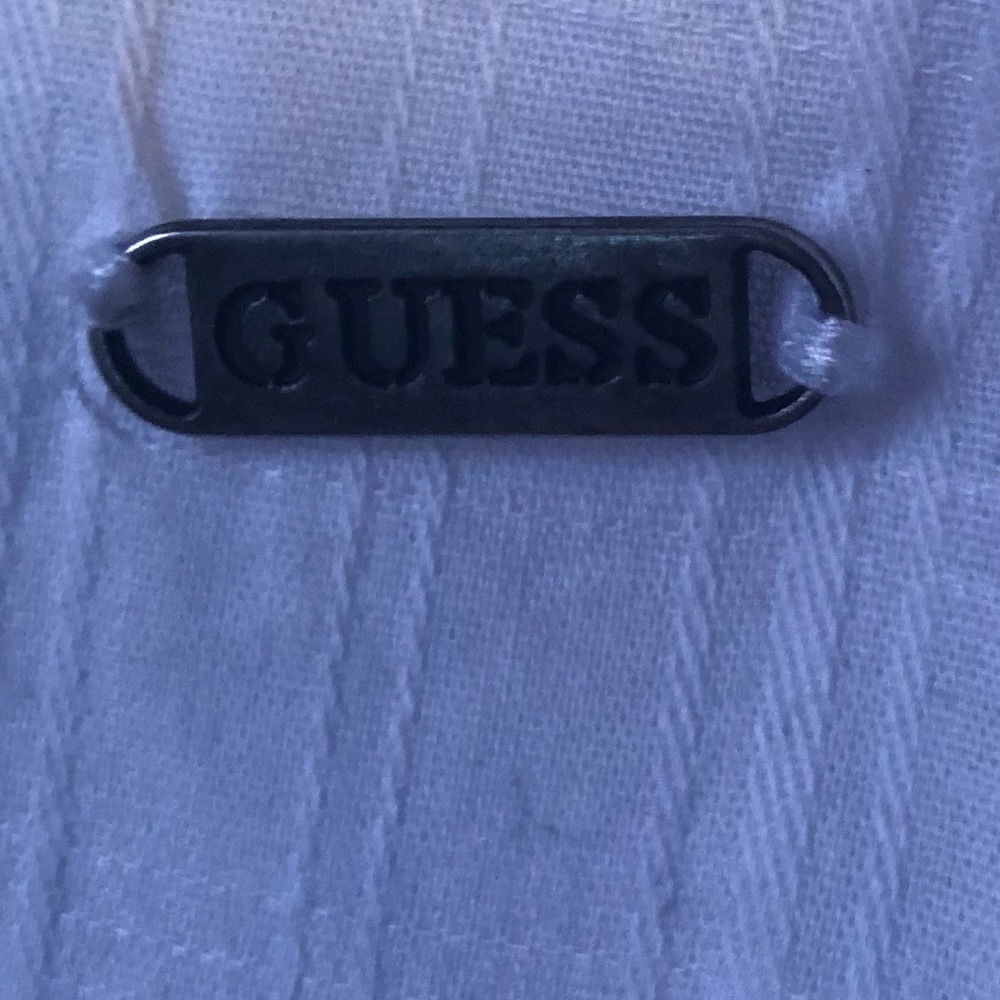 Men’s Guess shirt - Picture 3 of 3